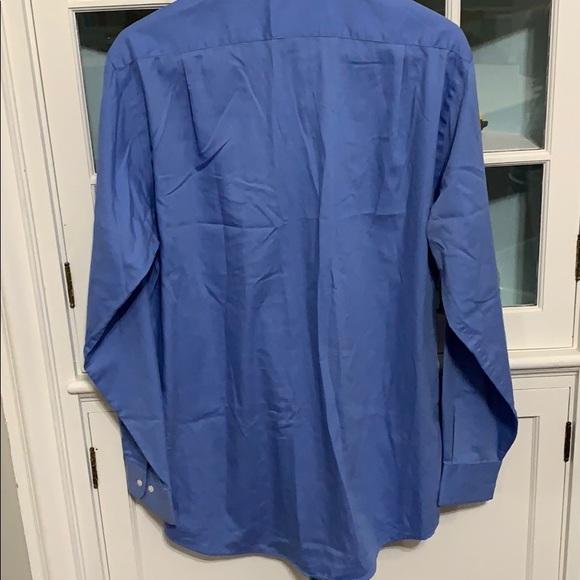 Covington Blue Dress Shirt- wrinkle/stain resist. - Picture 2 of 5
